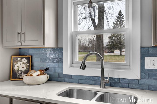 4305 40th Street Sw, Grandville City, MI 49418