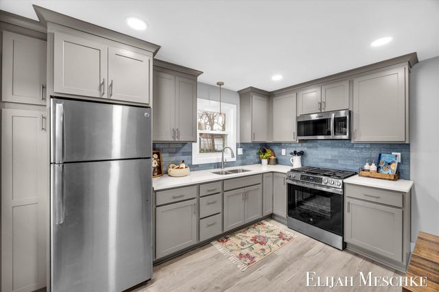 4305 40th Street Sw, Grandville City, MI 49418