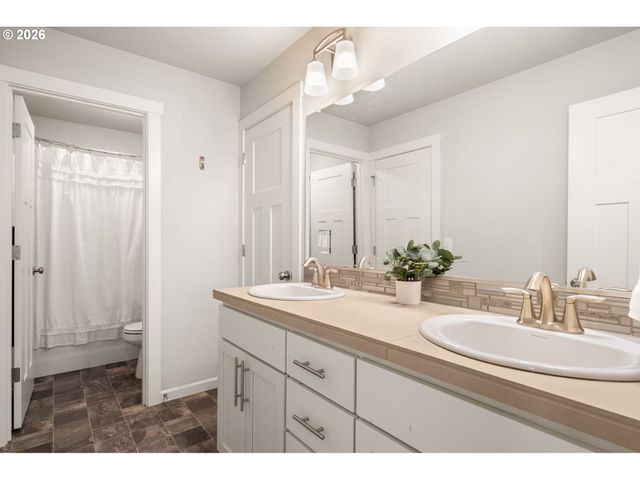 6245 N 86TH Ave, Camas, WA 98607
