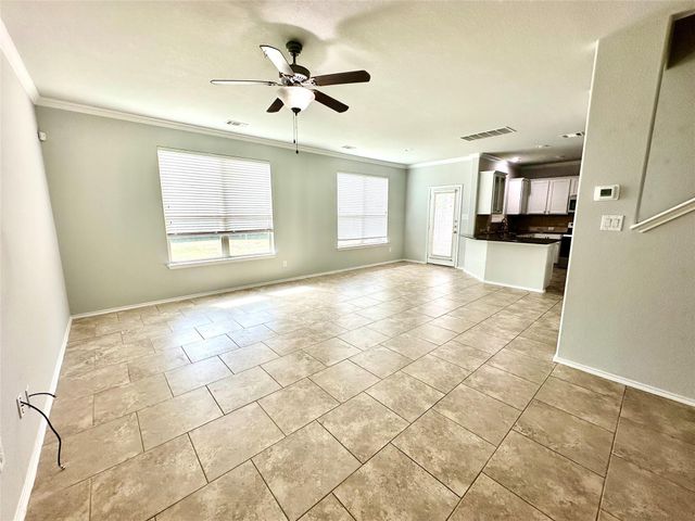 117 Chickadee LN, Leander, TX 78641