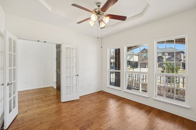 9401 Chuparosa Drive, Fort Worth, TX 76177