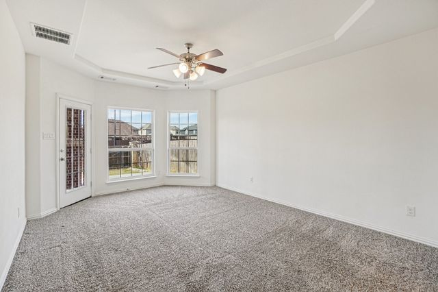 9401 Chuparosa Drive, Fort Worth, TX 76177