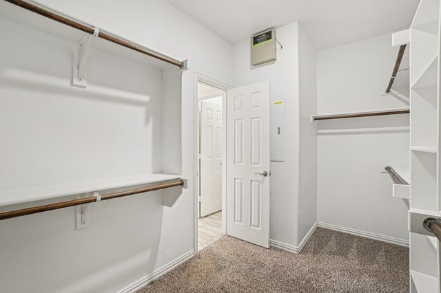 9401 Chuparosa Drive, Fort Worth, TX 76177