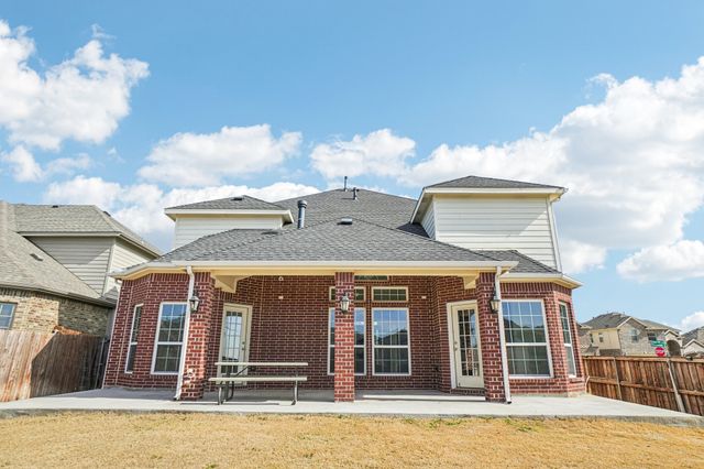 9401 Chuparosa Drive, Fort Worth, TX 76177