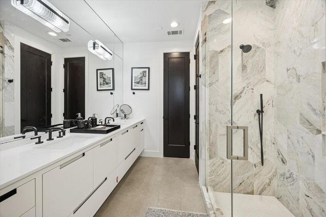 1312 Heslep Street A, Houston, TX 77009