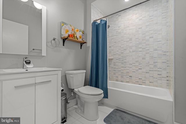 2650 E HUNTINGDON ST, Philadelphia, PA 19125