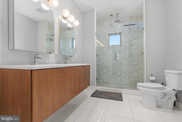 2650 E HUNTINGDON ST, Philadelphia, PA 19125