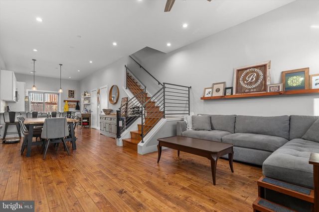 2650 E HUNTINGDON ST, Philadelphia, PA 19125