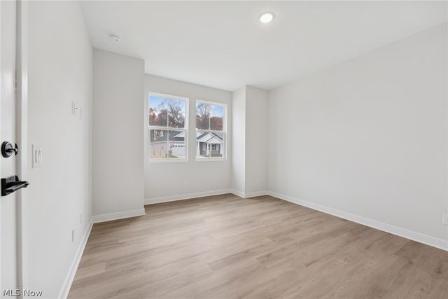 2164 Myla Way, Amherst, OH 44001