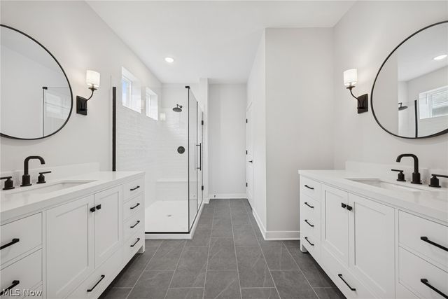 2164 Myla Way, Amherst, OH 44001