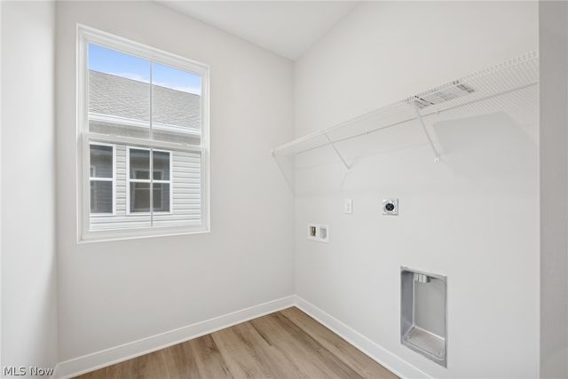 2164 Myla Way, Amherst, OH 44001