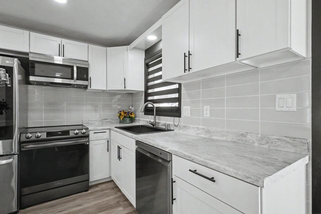 830 Colby, Waterloo, IA 50701