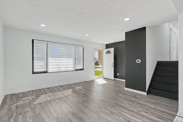 830 Colby, Waterloo, IA 50701