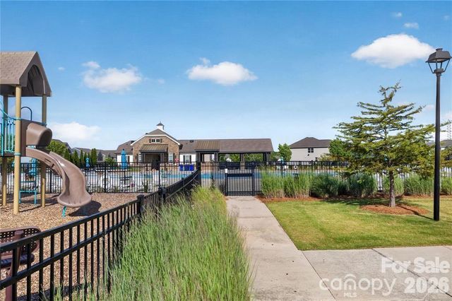 15033 Meacham Farm Drive 53, Huntersville, NC 28078