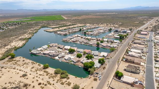 10720 S Fountain Cove, Mohave Valley, AZ 86440