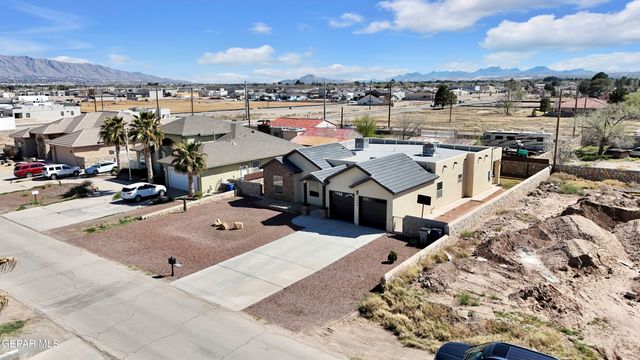 1008 KIMBERLEY Street, El Paso, TX 79932