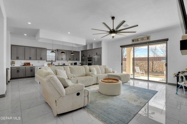 1008 KIMBERLEY Street, El Paso, TX 79932