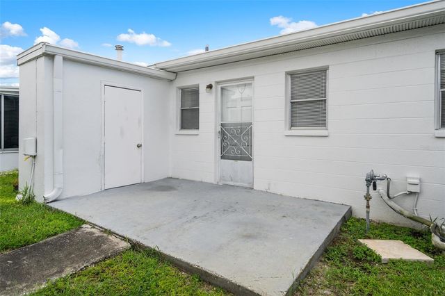 5107 PARK LAKE DRIVE N, Pinellas Park, FL 33782