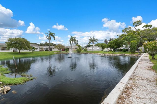 5107 PARK LAKE DRIVE N, Pinellas Park, FL 33782