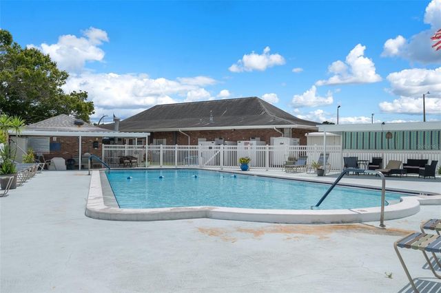 5107 PARK LAKE DRIVE N, Pinellas Park, FL 33782