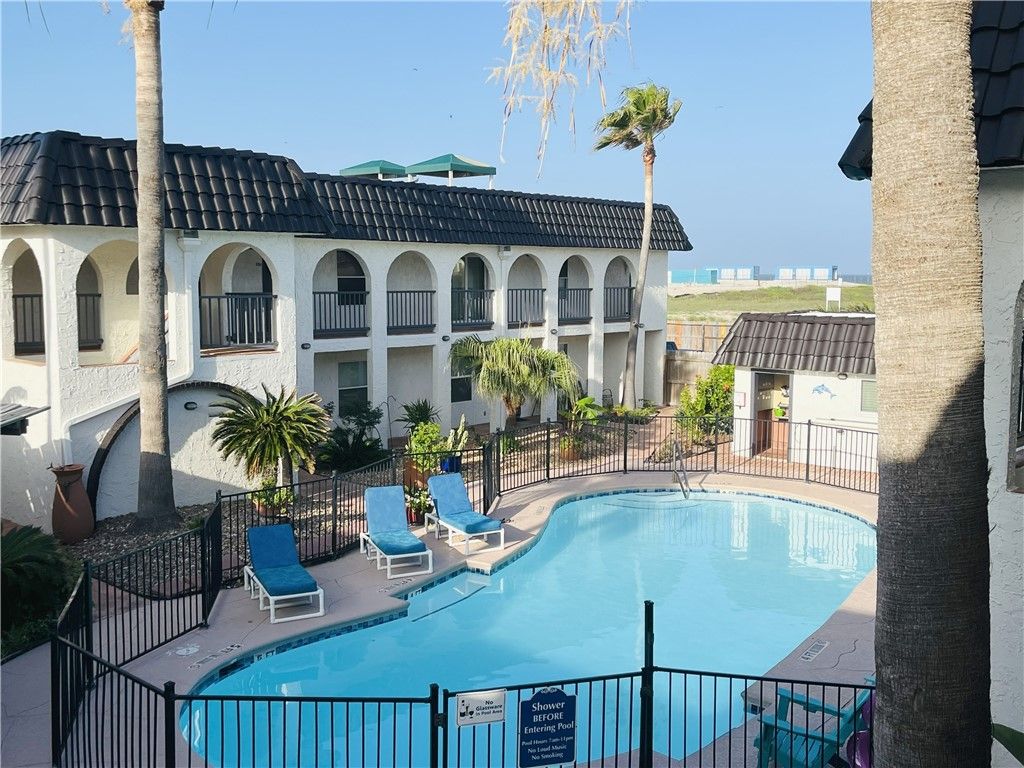 14921 Windward Dr 204, Corpus Christi, TX 78418