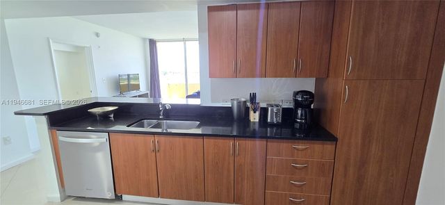 2775 NE 187th St 506, Aventura, FL 33180