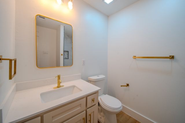 4425 Hilltop Street, Dallas, TX 75227