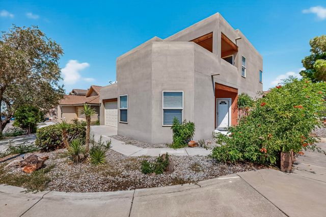 7335 Dancing Eagle Avenue NE, Albuquerque, NM 87113