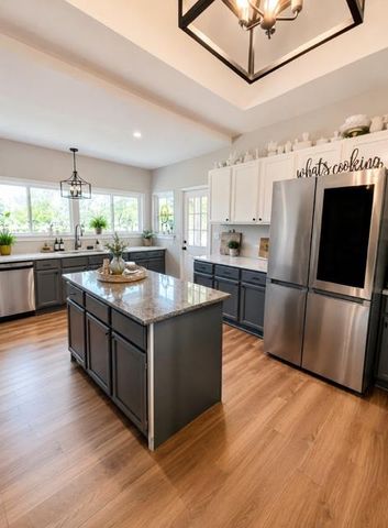 221 Winding Way RD, Marble Falls, TX 78654