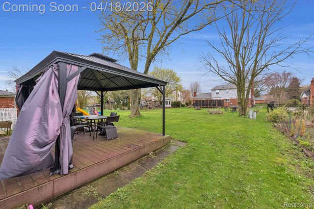 7323 Burgundy Street, Canton Charter Township, MI 48187