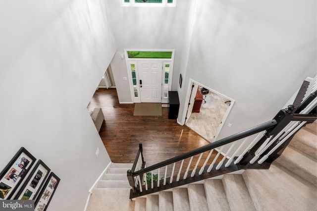 6 POLO CT, Cherry Hill, NJ 08003
