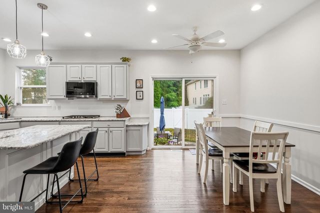 6 POLO CT, Cherry Hill, NJ 08003