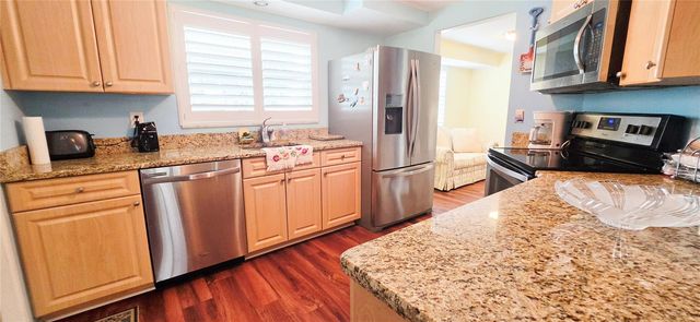 392 E TARPON BOULEVARD NW, Port Charlotte, FL 33952