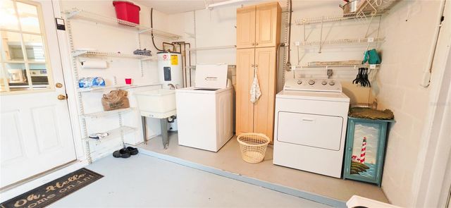 392 E TARPON BOULEVARD NW, Port Charlotte, FL 33952