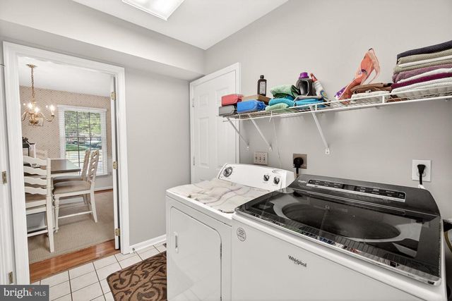 2094 E GREENLEAF DR, Frederick, MD 21702
