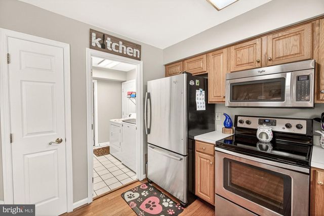 2094 E GREENLEAF DR, Frederick, MD 21702