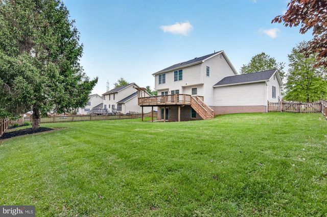 2094 E GREENLEAF DR, Frederick, MD 21702