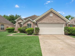 13511 Elmsgrove Lane, Houston, TX 77070
