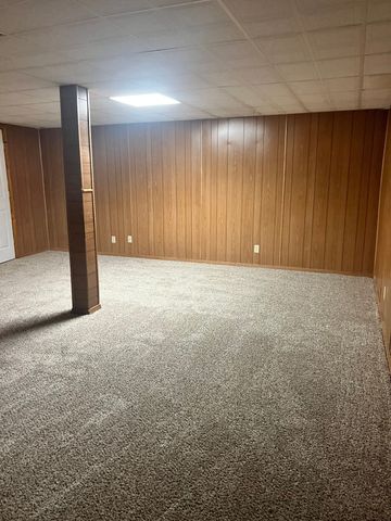 802 Knox Ln, Clarksville, TN 37042