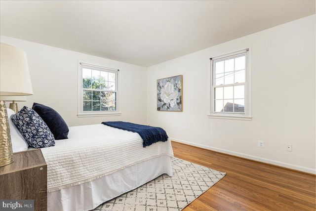 5667 RAYBURN AVE, Alexandria, VA 22311