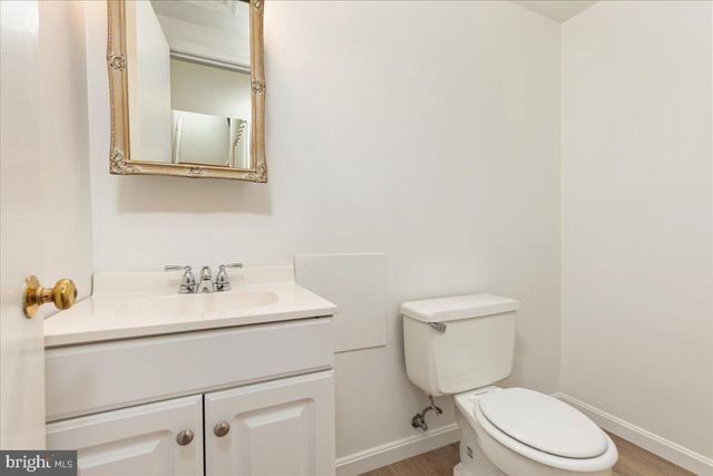 5667 RAYBURN AVE, Alexandria, VA 22311