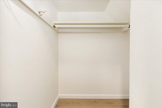 5667 RAYBURN AVE, Alexandria, VA 22311