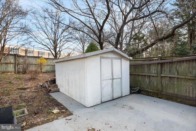 5667 RAYBURN AVE, Alexandria, VA 22311