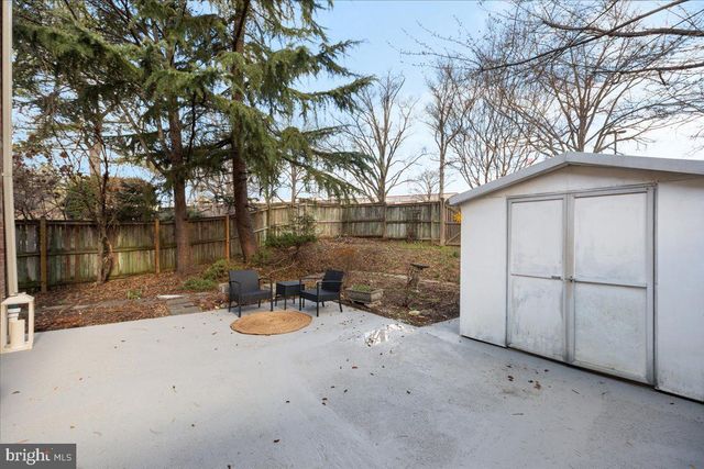 5667 RAYBURN AVE, Alexandria, VA 22311