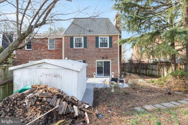 5667 RAYBURN AVE, Alexandria, VA 22311