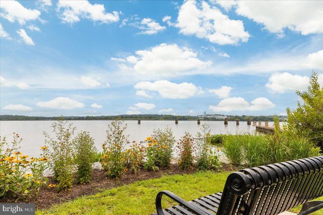 5667 RAYBURN AVE, Alexandria, VA 22311