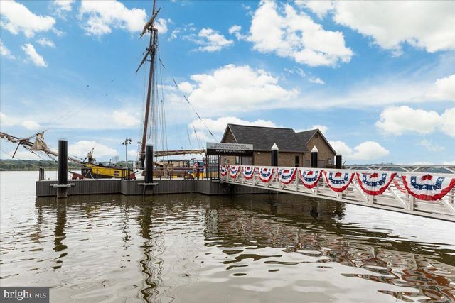 5667 RAYBURN AVE, Alexandria, VA 22311