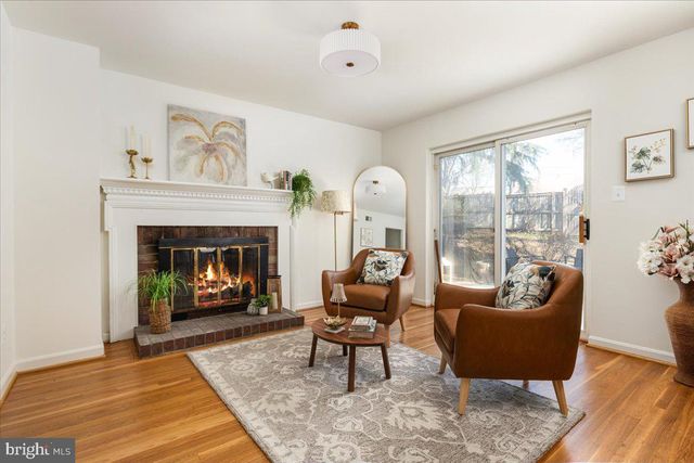 5667 RAYBURN AVE, Alexandria, VA 22311