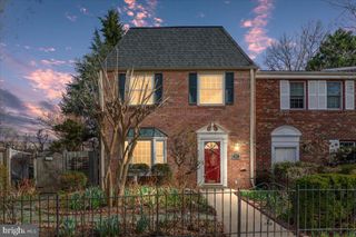5667 RAYBURN AVE, Alexandria, VA 22311