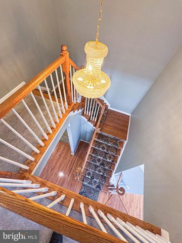 22827 OAKGROVE RD, Sterling, VA 20166